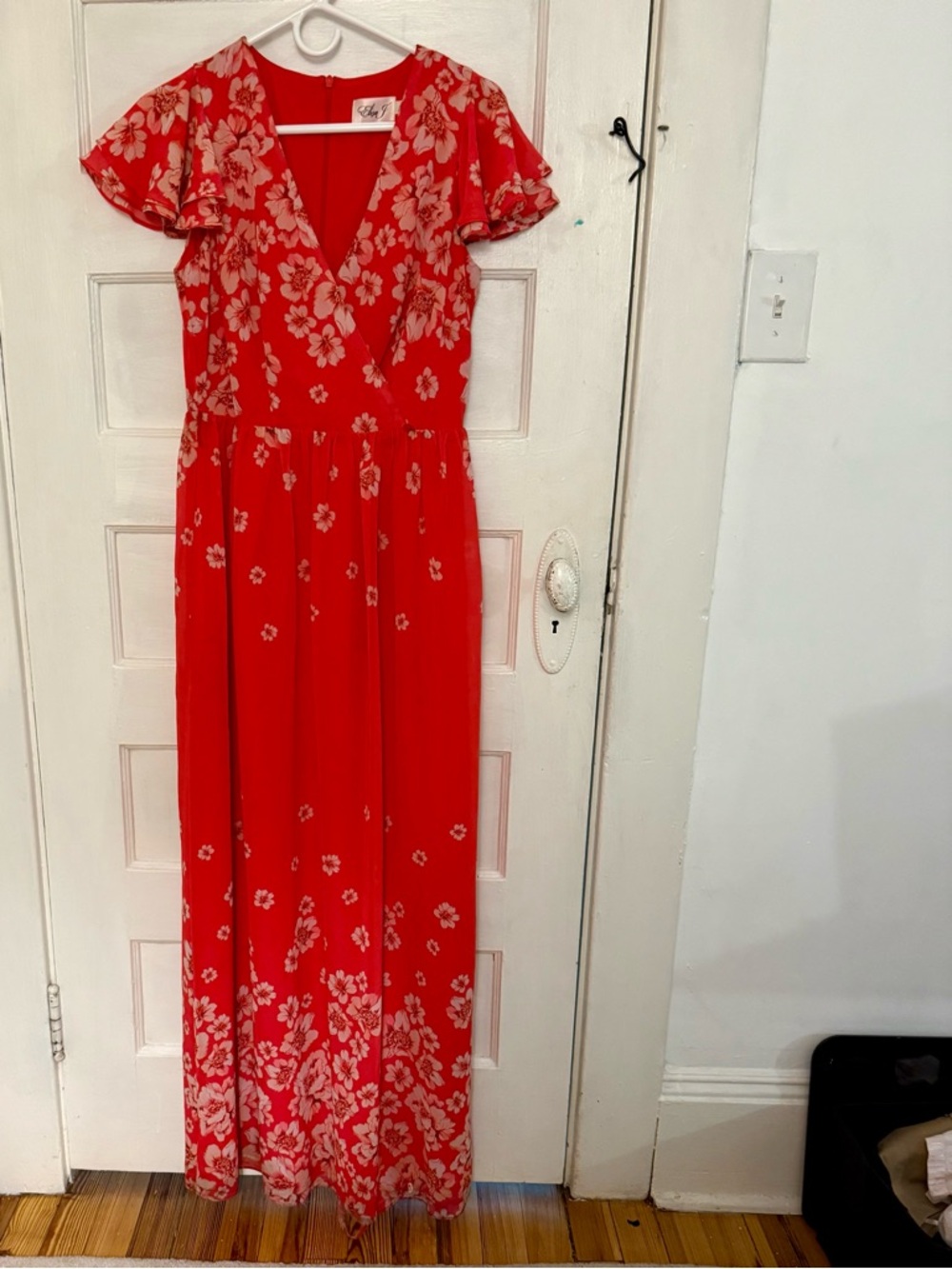 Eliza J Coral Red Floral Dress. Size 6